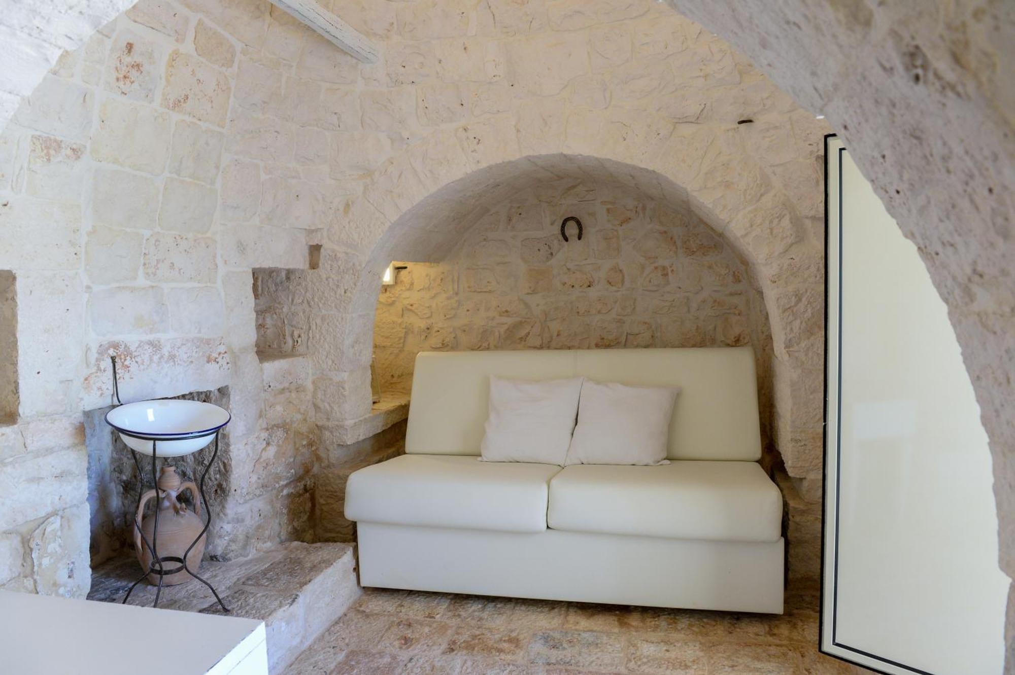 Trulli Lisanna - Apulian Hideaway With Pool Apartment Antonelli Bagian luar foto