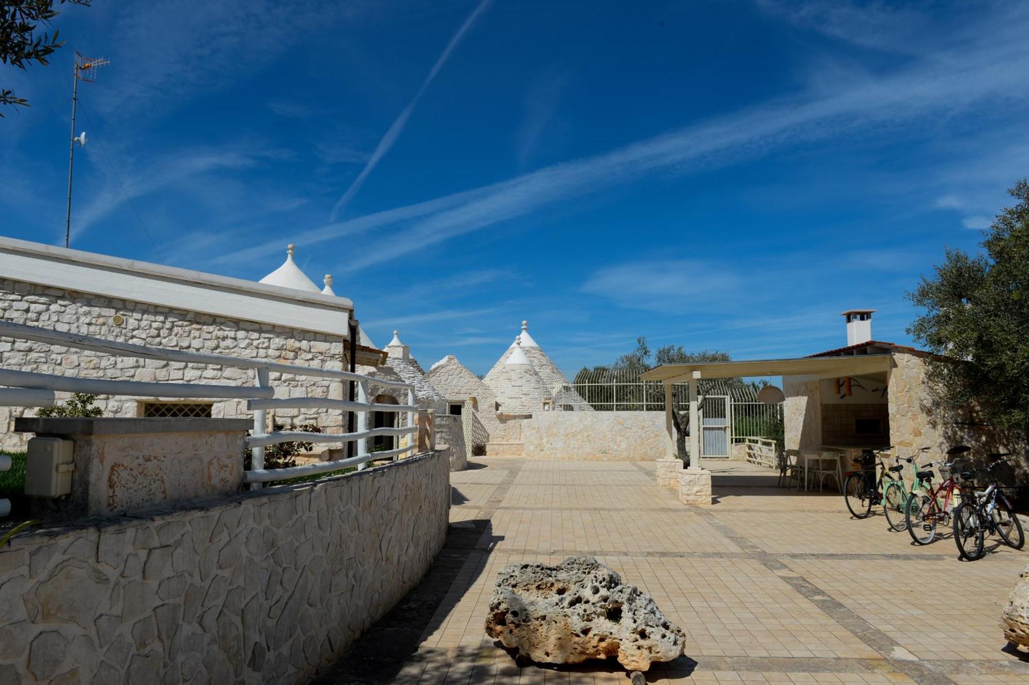 Trulli Lisanna - Apulian Hideaway With Pool Apartment Antonelli Bagian luar foto