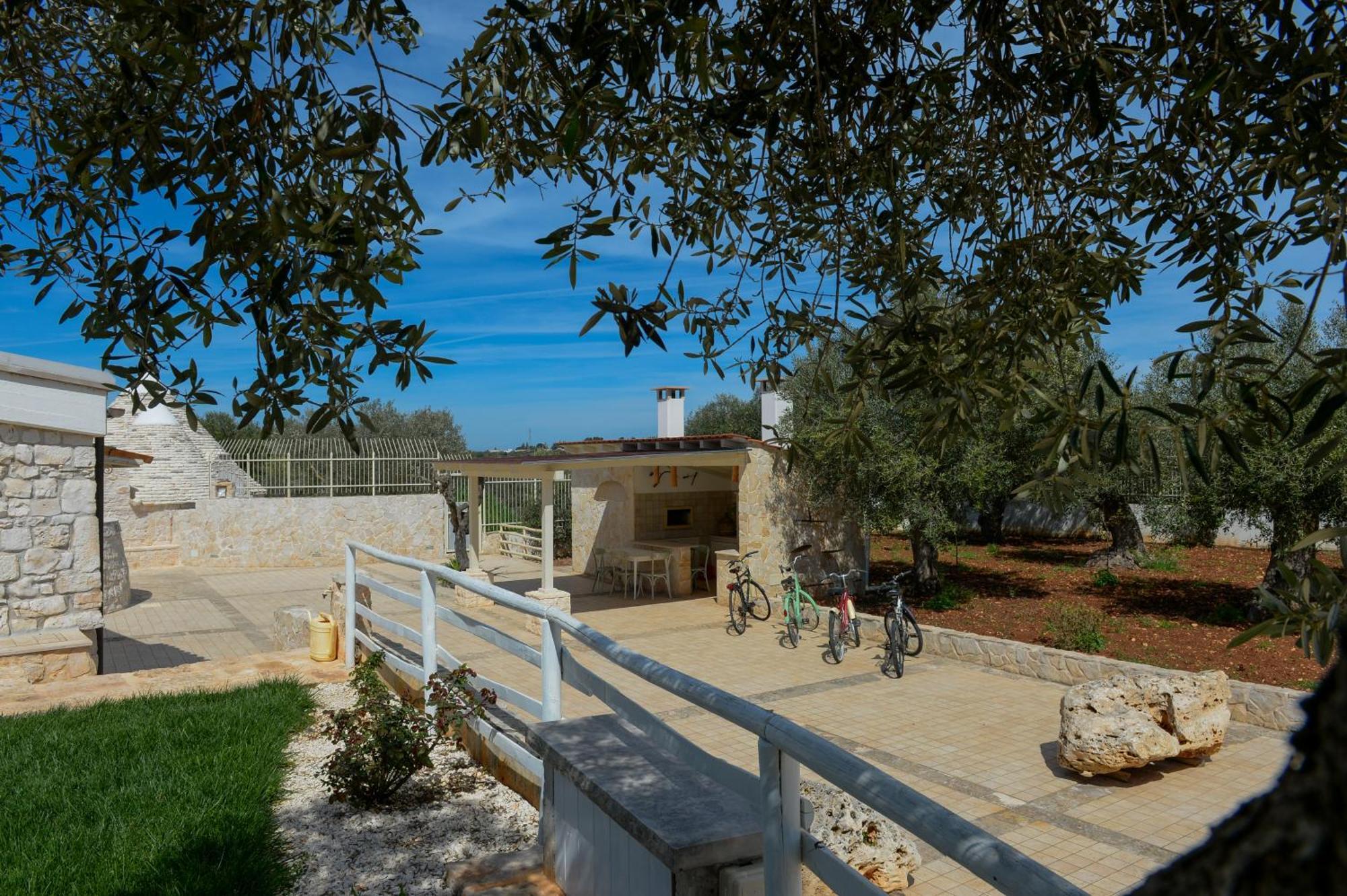 Trulli Lisanna - Apulian Hideaway With Pool Apartment Antonelli Bagian luar foto